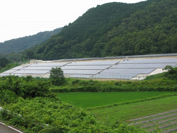 山林の太陽光発電